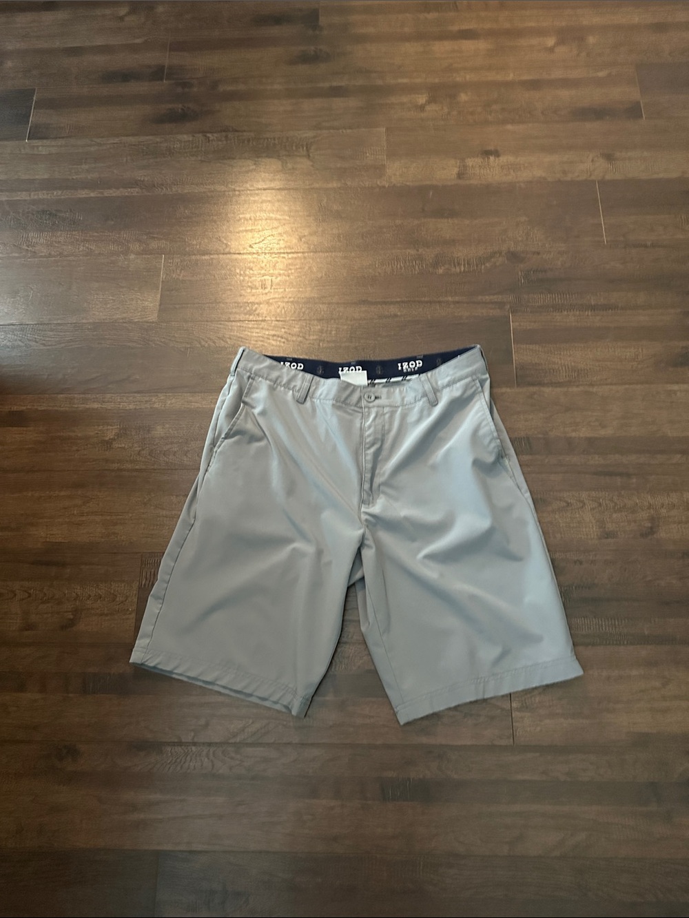 IZOD Men's Light Gray Flat-Front Performance Shorts